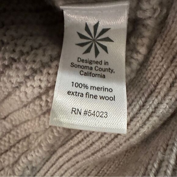 Athleta Merino Wool turtleneck sweater - Picture 6 of 8